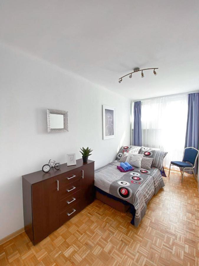 Room №3 Grzybowska 5 The Very Center Of 바르샤바 외부 사진